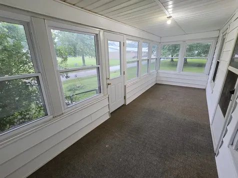 1204 North Dawley Street Salem IL 62881