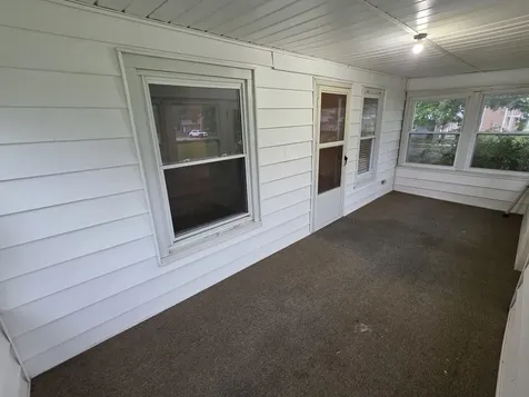 1204 North Dawley Street Salem IL 62881
