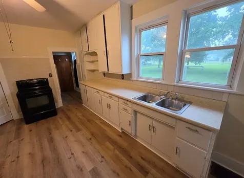 1204 North Dawley Street Salem IL 62881