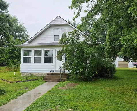 1204 North Dawley Street Salem IL 62881