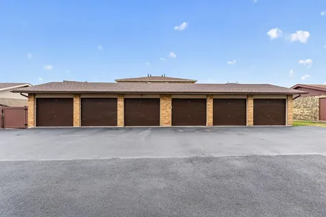 16820 81ST Avenue Tinley Park IL 60477
