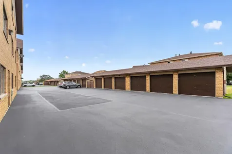16820 81ST Avenue Tinley Park IL 60477