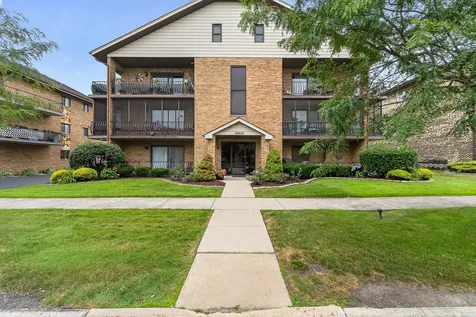 16820 81ST Avenue Tinley Park IL 60477
