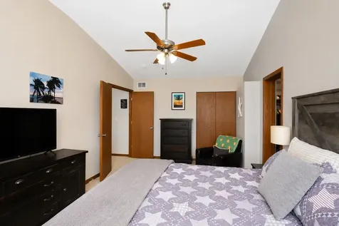 685 Morning Glory Lane Bartlett IL 60103