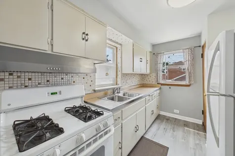 6103 West 35th Street Cicero IL 60804