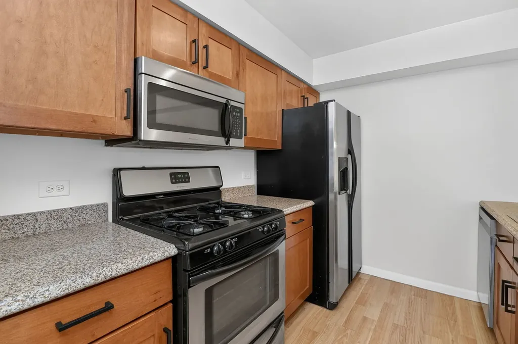48 North Park Avenue Lombard IL 60148