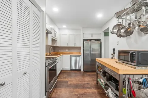 2434 Brandenberry Court Arlington Heights IL 60004