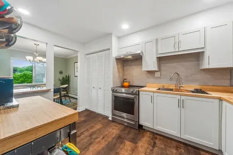 2434 Brandenberry Court Arlington Heights IL 60004