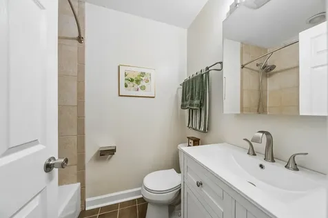 2434 Brandenberry Court Arlington Heights IL 60004