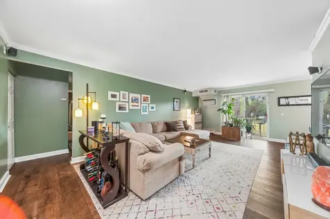 2434 Brandenberry Court Arlington Heights IL 60004