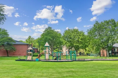 2434 Brandenberry Court Arlington Heights IL 60004