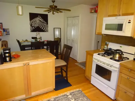 5259 West Montrose Avenue Chicago IL 60634