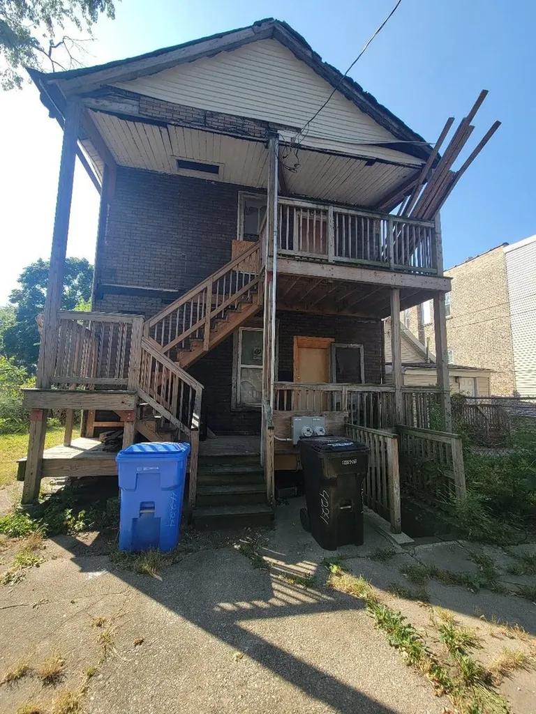 4224 West Maypole Avenue Chicago IL 60624