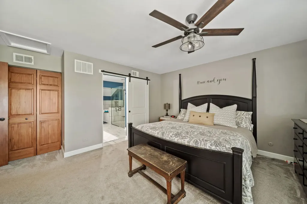2107 Wheeler Street Woodridge IL 60517