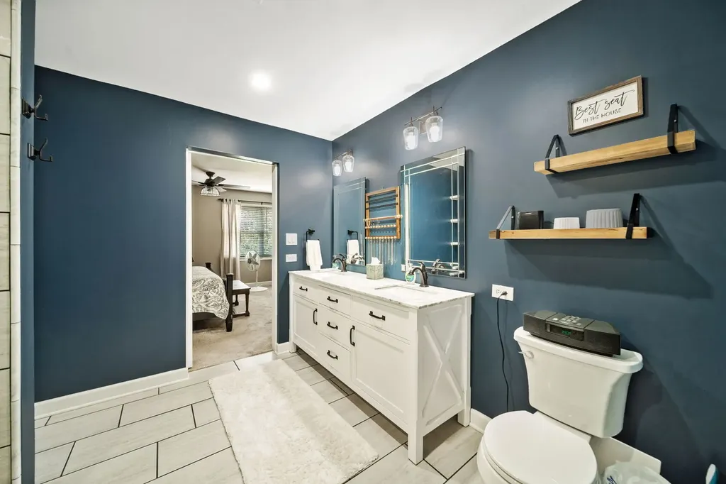 2107 Wheeler Street Woodridge IL 60517