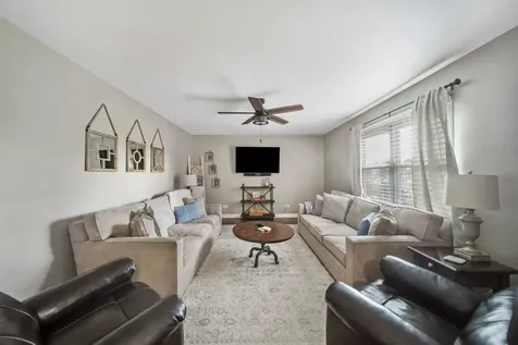 2107 Wheeler Street Woodridge IL 60517