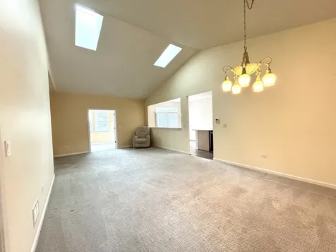 21562 Victory Lake Way Crest Hill IL 60403