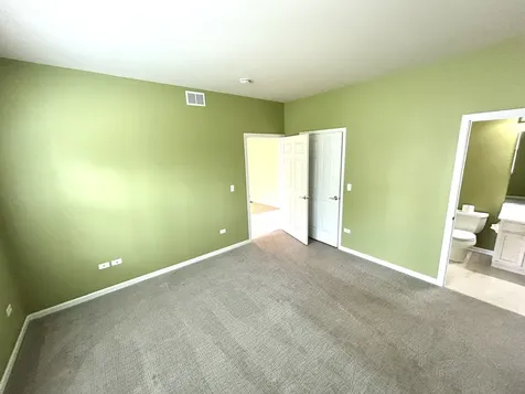 21562 Victory Lake Way Crest Hill IL 60403