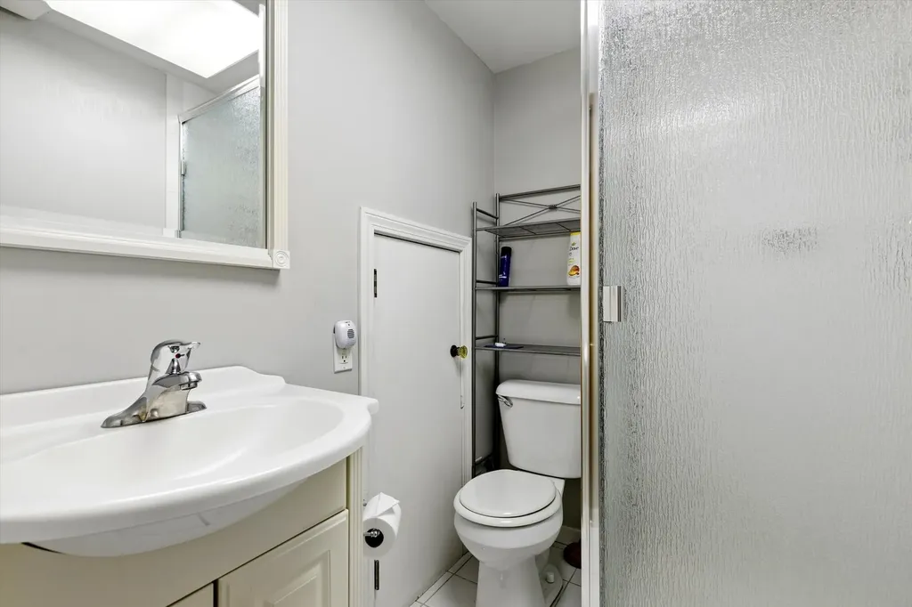 1176 Scott Court Carol Stream IL 60188