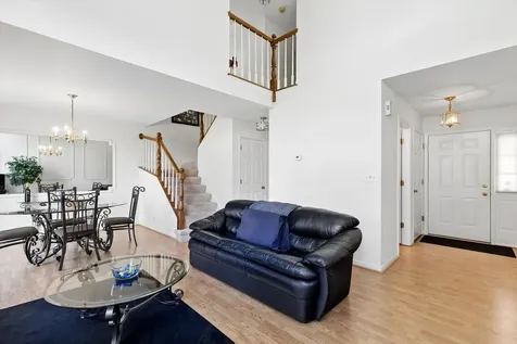1176 Scott Court Carol Stream IL 60188