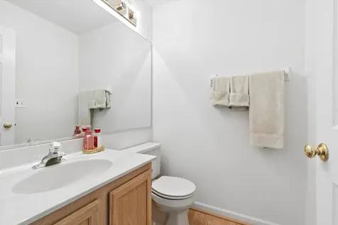 1176 Scott Court Carol Stream IL 60188