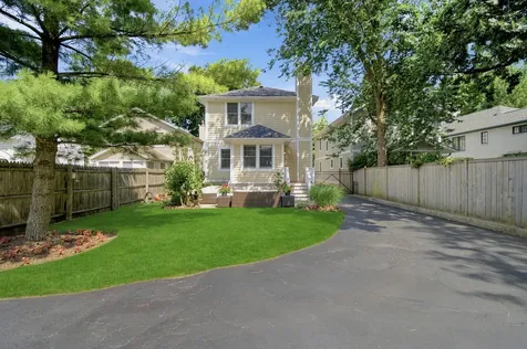 1308 Edgewood Road Lake Forest IL 60045