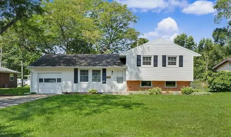 1817 Larch Place Urbana IL 61801