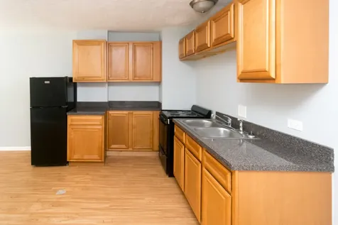 7333 North Ridge Boulevard Chicago IL 60645