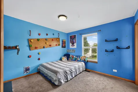 1512 Waterside Drive Dekalb IL 60115