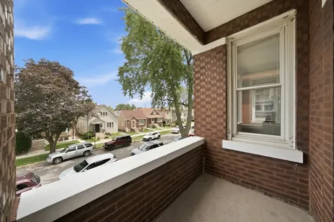 5032 South Kolin Avenue Chicago IL 60632