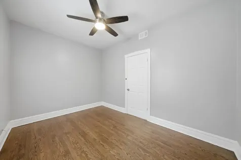 5032 South Kolin Avenue Chicago IL 60632