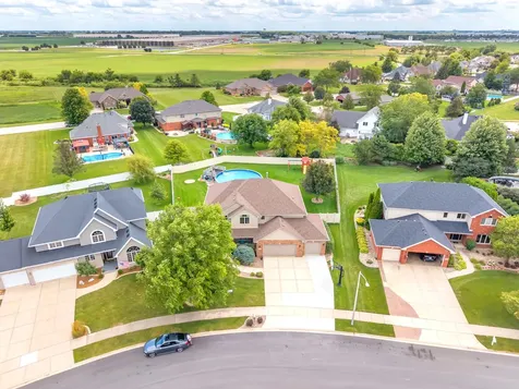 934 Marble Boulevard Manteno IL 60950