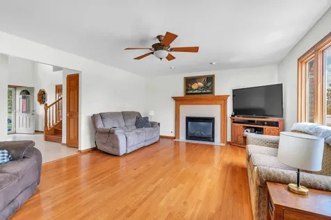 934 Marble Boulevard Manteno IL 60950