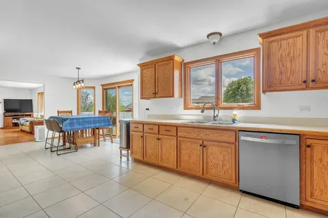 934 Marble Boulevard Manteno IL 60950
