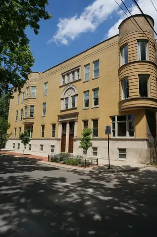 325 West Wisconsin Street Chicago IL 60614