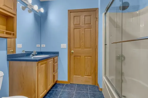 2 Echowood Drive Algonquin IL 60102
