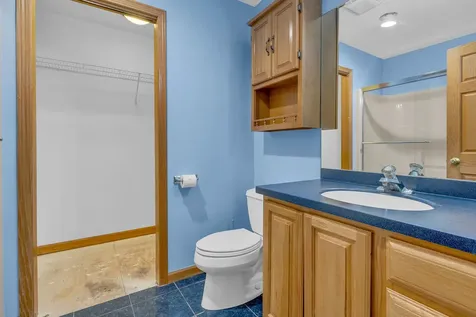 2 Echowood Drive Algonquin IL 60102