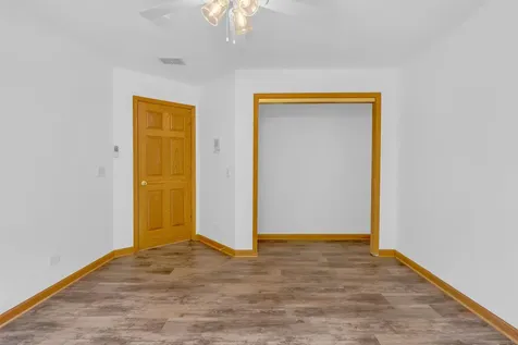 2 Echowood Drive Algonquin IL 60102
