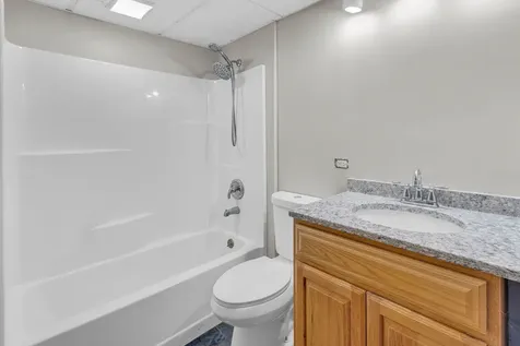 2 Echowood Drive Algonquin IL 60102