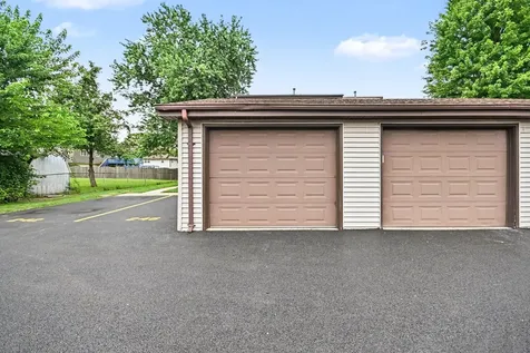 246 East Woodlawn Road New Lenox IL 60451