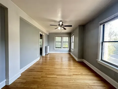 4600 North Beacon Street Chicago IL 60640