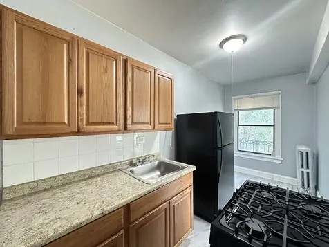 4600 North Beacon Street Chicago IL 60640