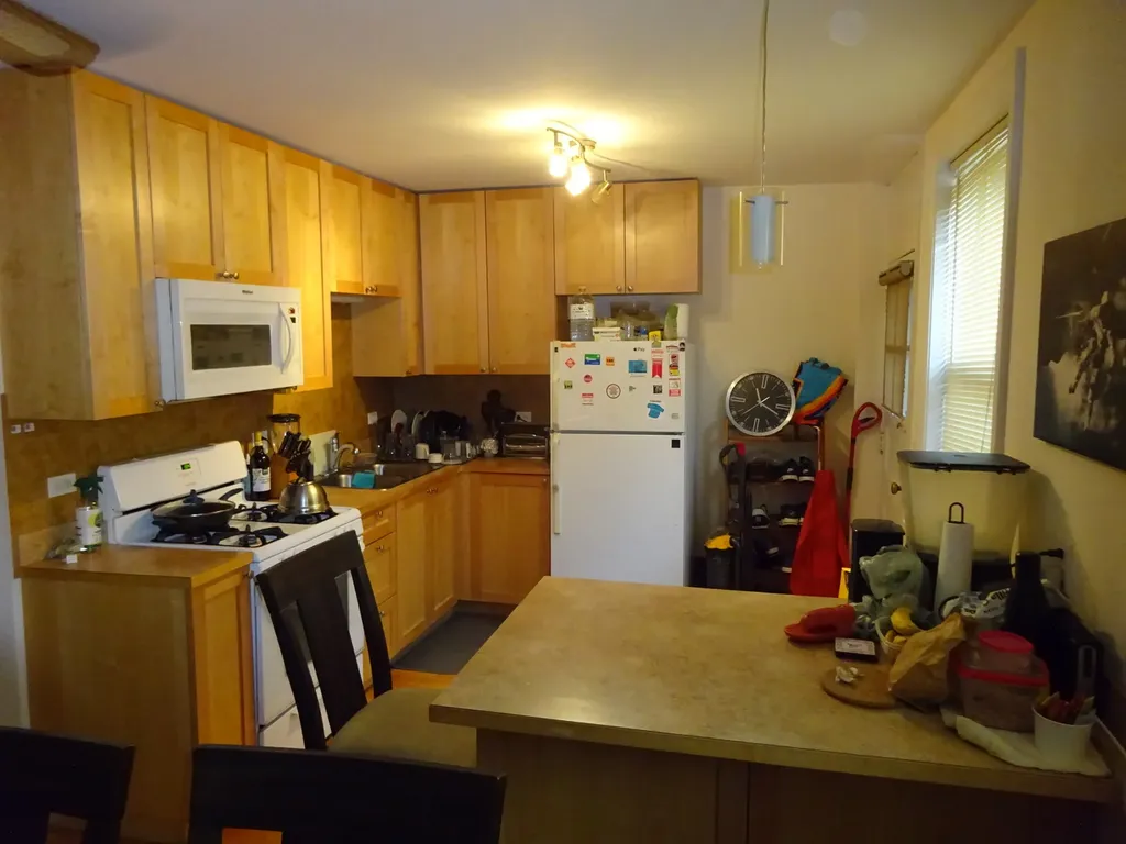 5257 West Montrose Avenue Chicago IL 60634