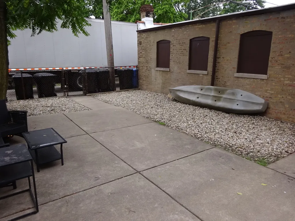 5257 West Montrose Avenue Chicago IL 60634