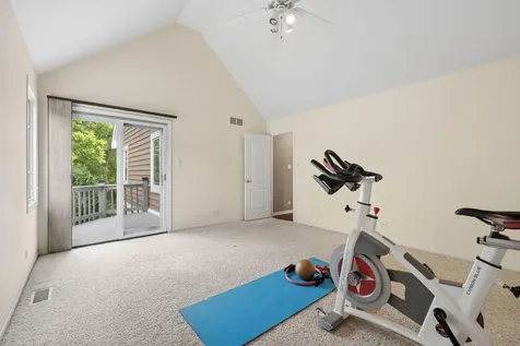 16261 West Ridgewood Drive Homer Glen IL 60491