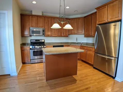 385 Bradbury Lane Bartlett IL 60103