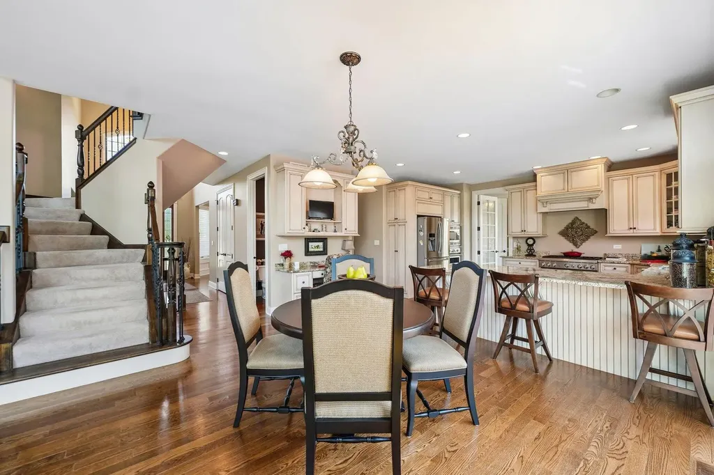 12659 South Chiszar Drive Mokena IL 60448