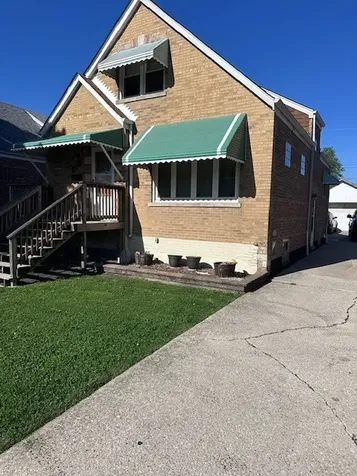 5224 South Rutherford Avenue Chicago IL 60638