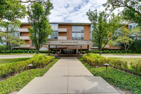 1301 North Western Avenue Lake Forest IL 60045