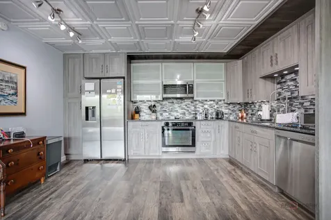 1301 North Western Avenue Lake Forest IL 60045